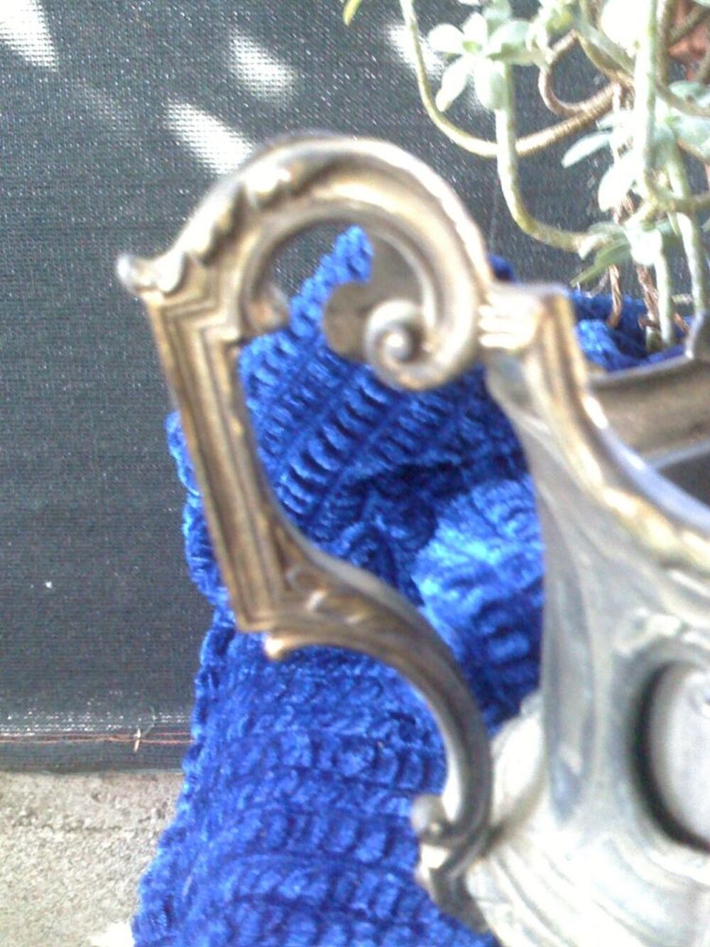 Ancienne jardini&egrave;re en laiton 