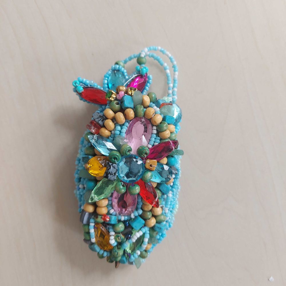 Broche &agrave; cheveux fantaisie Bijoux et montres