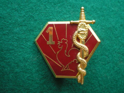 Insigne de Santé - 1° Régiment Médical. 12 Caen (14)