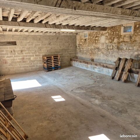  Remise / Grange � louer 1 pi�ce 30 m� Villeneuve-sur-verberie