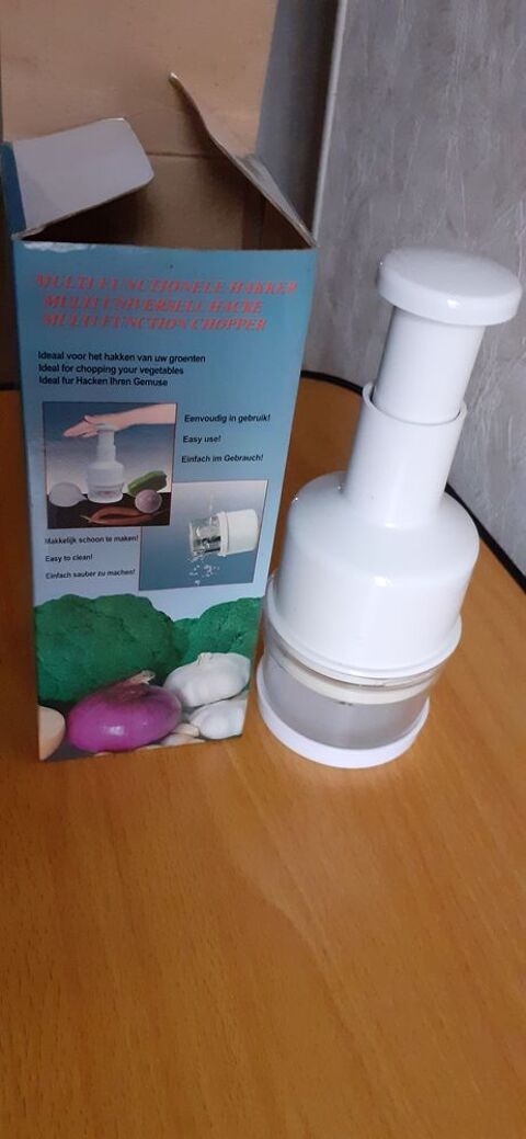 Coupe-oignons multifonctions 4 Grisolles (82)