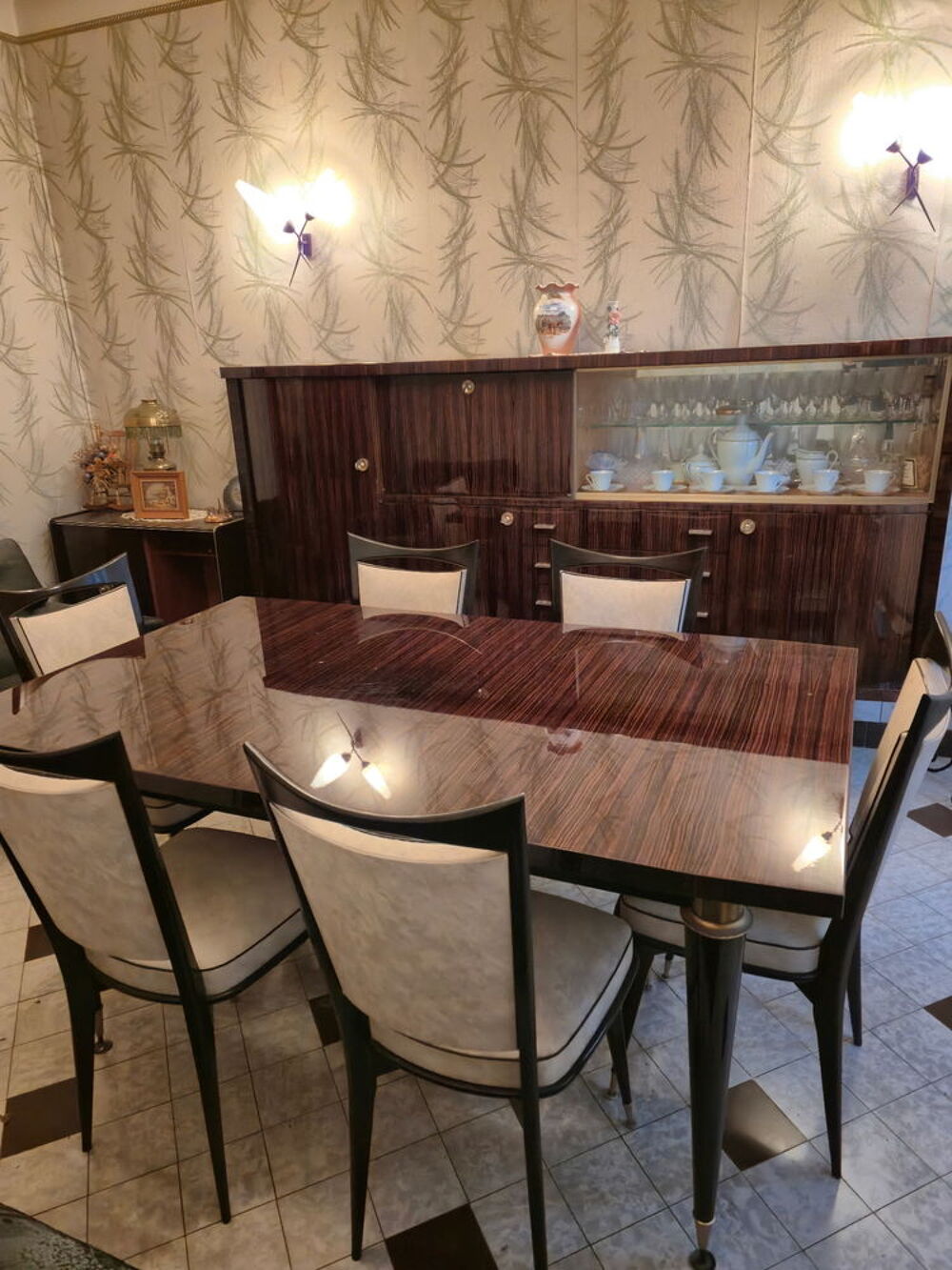 salle &agrave; manger vintage Meubles