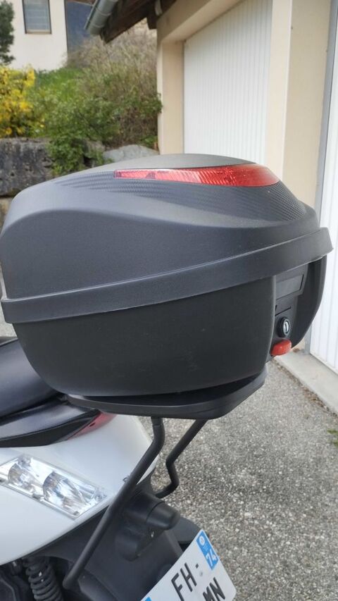 Scooter PIAGGIO 2019 occasion Bellecombe-en-Bauges 73340