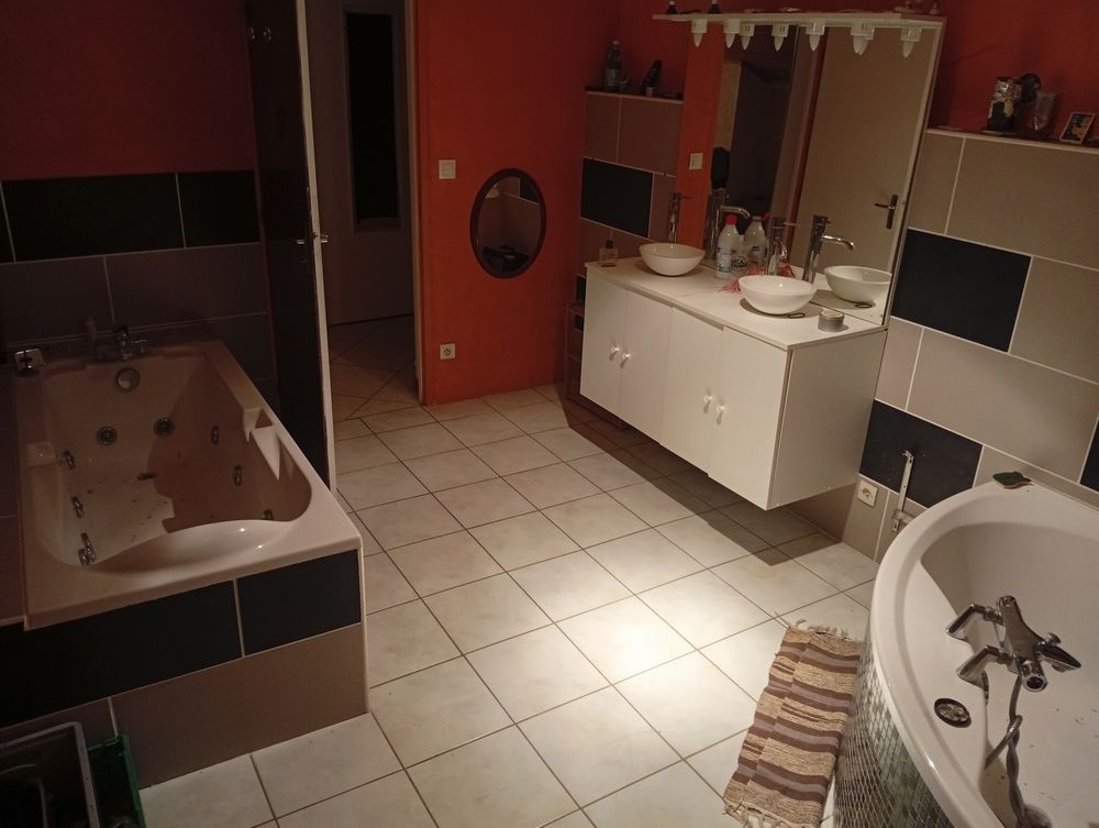 Vente Maison maison 9 pièces 170 m2 avec garage 220m2 Courchaton