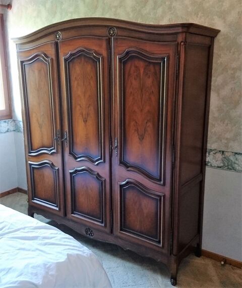 ARMOIRE STYLE LOUIS XV 150 Rives (38)