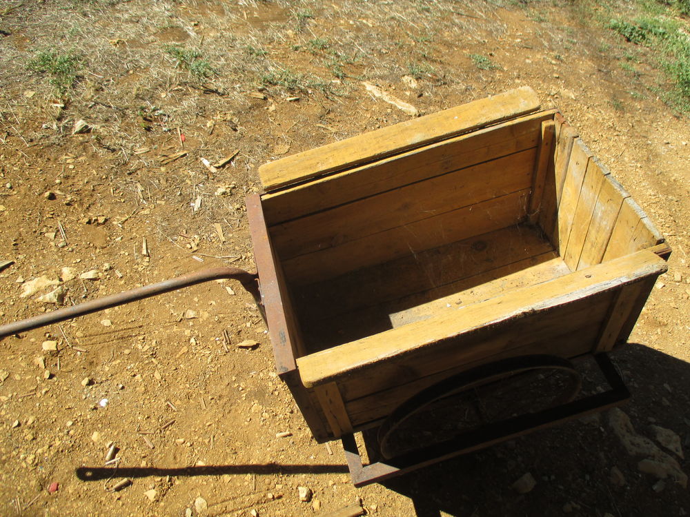 chariot artisanal original. Jardin