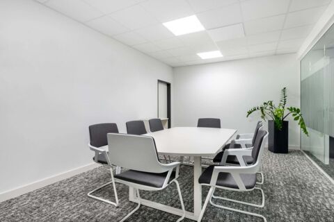 Acc&egrave;s tout inclus &agrave; des espaces de bureau professionnels pour 4 personnes &agrave; Argenteuil, Quai de Bezons 739 95100 Argenteuil