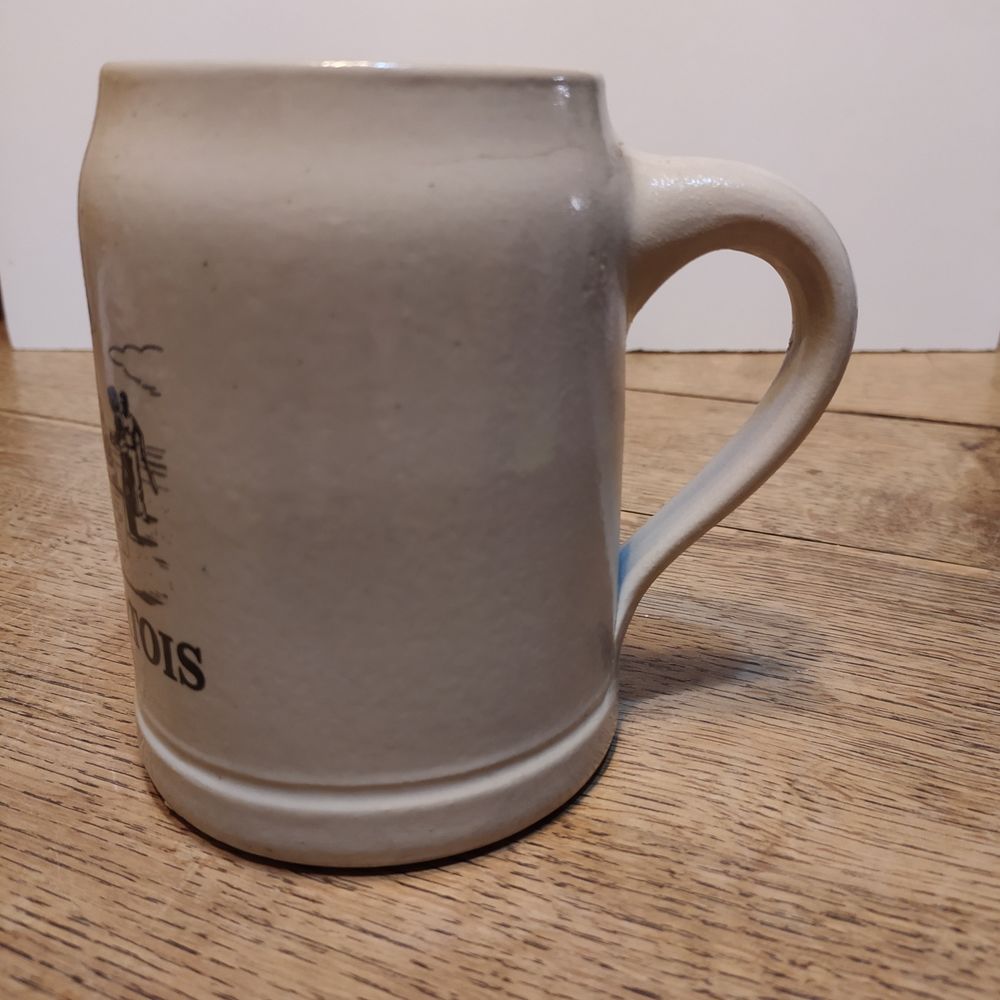 chope en Gr&egrave;s de 50 cl Stella Artois 