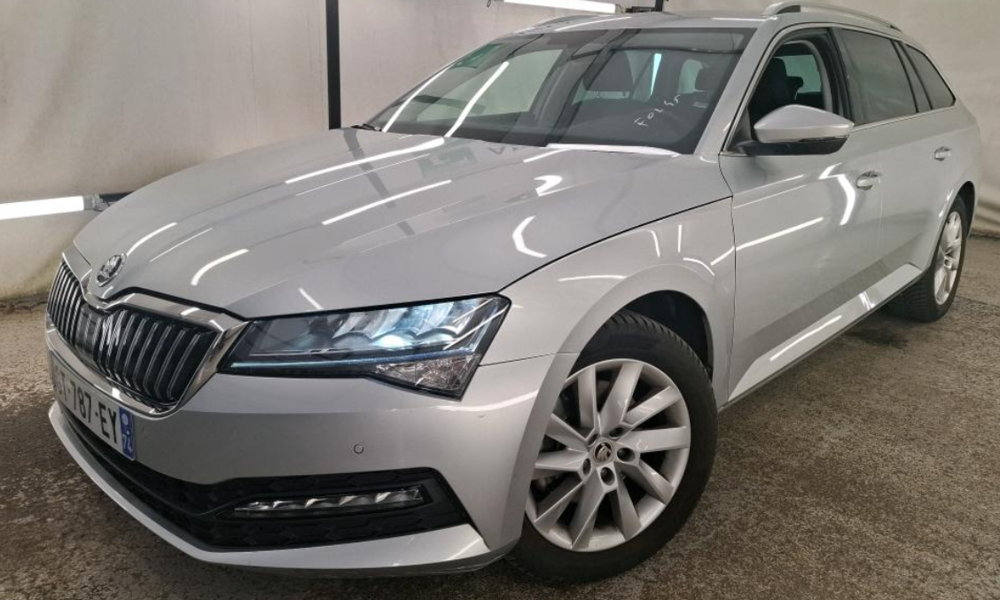 Superb Combi 2.0 TDI 150 SCR DSG7 Business 2023 occasion 60230 Chambly