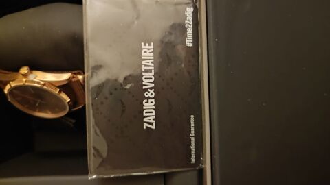  montre neuve Zadig &, Voltaire. Acier dor�, bracelet toile. 235 Verneuil-sur-Seine (78)