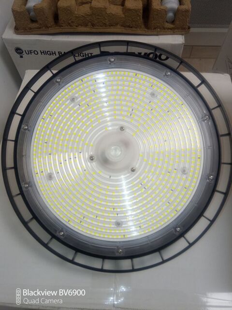 Cloches led industrielles daewoo 250 w avec tlcommande 300 Pindres (47)