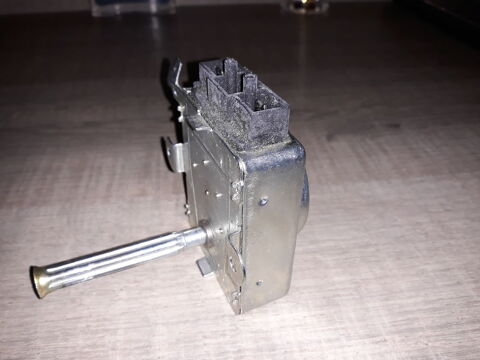 Moteur tourne broche pour four Fagor ou autre marque 0 Saint-Paul-Trois-Ch�teaux (26)