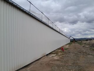  Remise / Grange à louer 1 pièce 2000 m² Nervieux