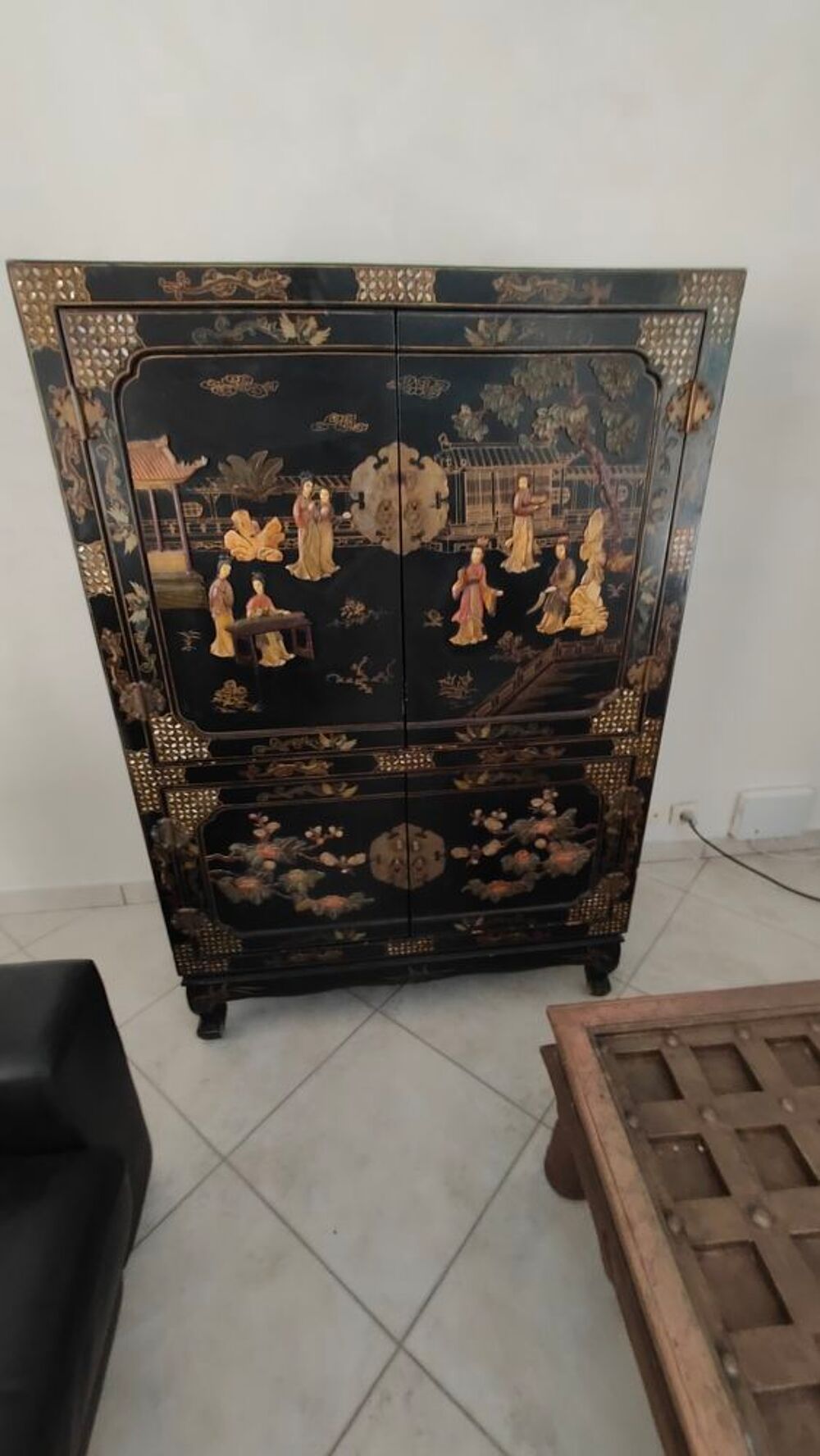 Meuble chinois en bois pr&eacute;cieux Meubles