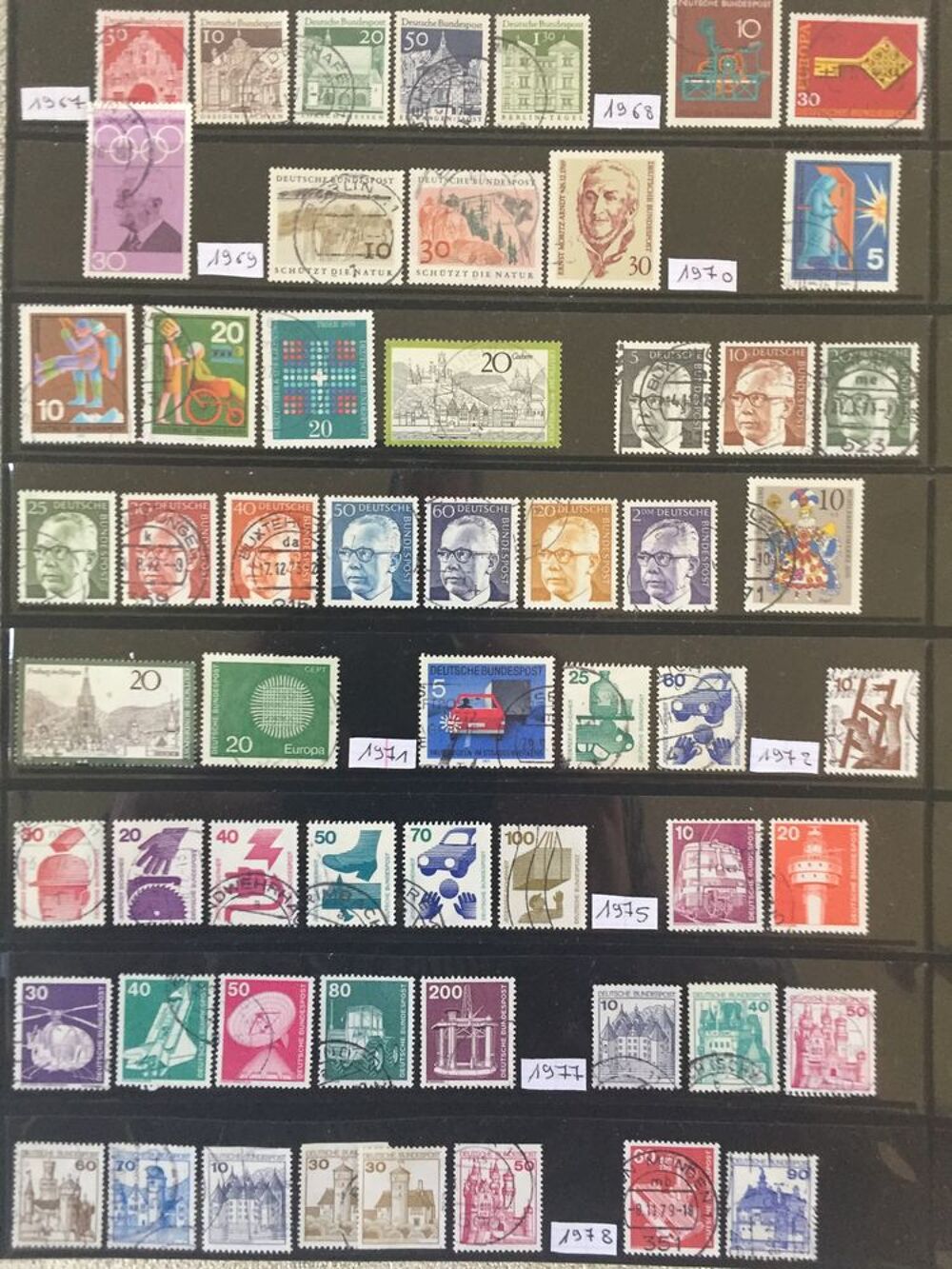 COLLECTION DE 260 TIMBRES D'ALLEMAGNE DIFFERENTS 