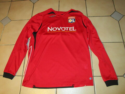 vieux maillot football   LYON    O.L  LYONNAIS 35 Villepinte (93)