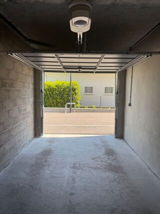  Parking / Garage  vendre 14 m
