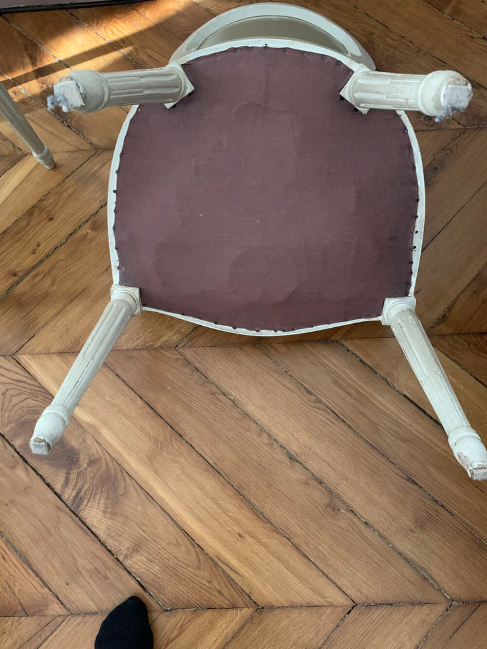 
Chaise m&eacute;daillon style louis XVI ancienne- 2 dispo Meubles