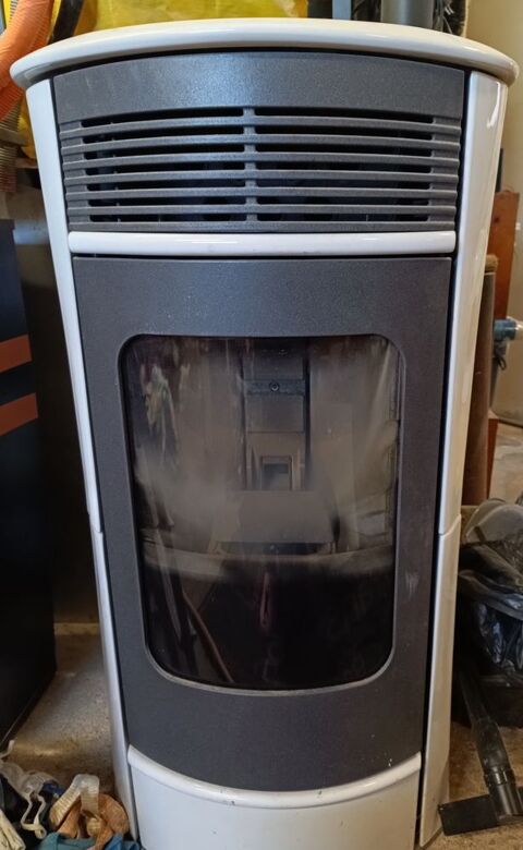 Pole  pellets, SALLY ITC Edilkaminn 1800 Mulhouse (68)