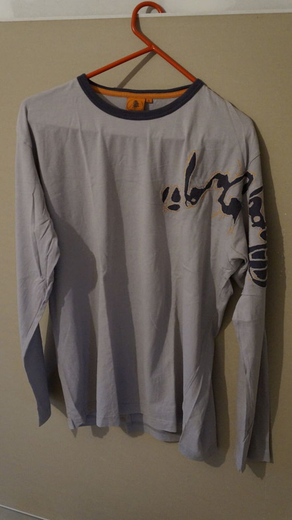 Tee-shirt " Longboard " Vêtements