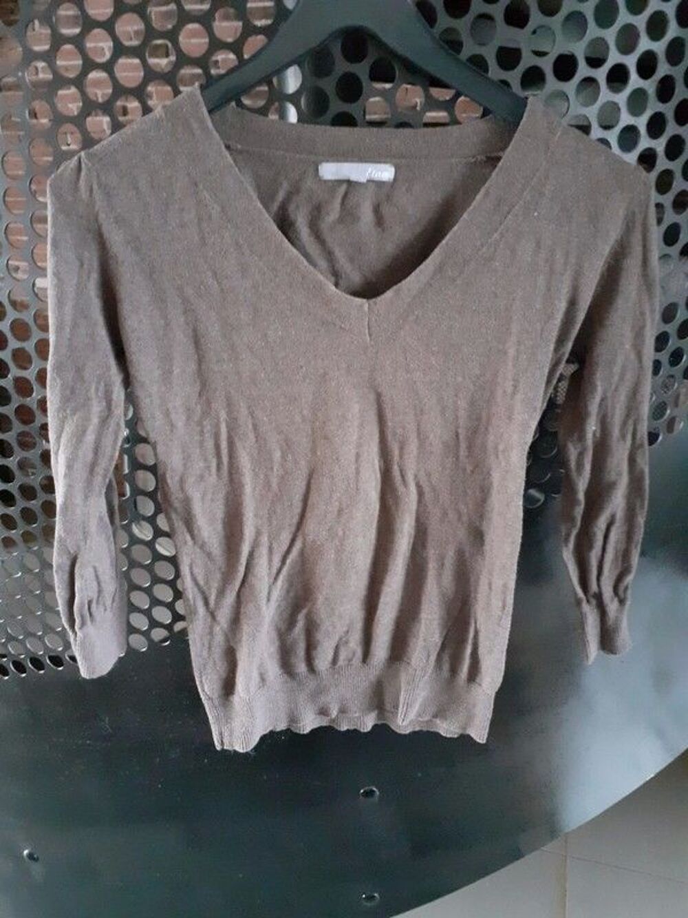 Pull l&eacute;ger Vêtements
