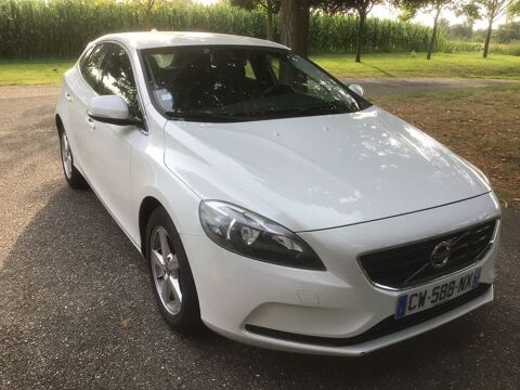 Volvo v40 Business D3 150 Momentum Business Geartr