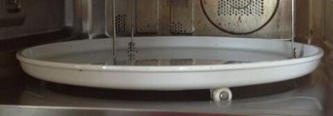 Micro ondes Sharp Grill Hot Air : pi�ces d�tach�es 40 Beauchamp (95)