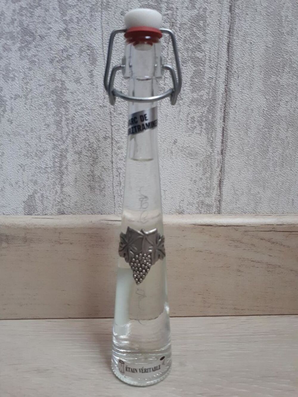 Mignonettes pleines de 19 cm de hauteur avec de l'&eacute;tain 