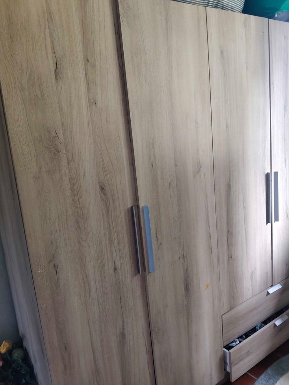 Lit superpos&eacute; et armoire (&agrave; deux niveaux) Mobilier enfants