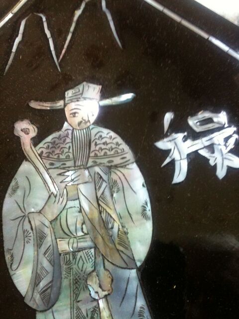 3 cadres � accrocher Laque du Japon incrust�s de nacre 120 Rouen (76)