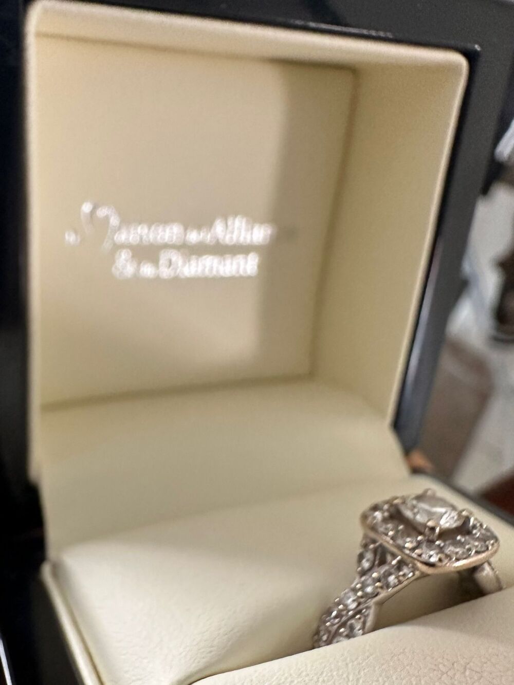  bague de fian&ccedil;ailles en diamant et or blanc Bijoux et montres