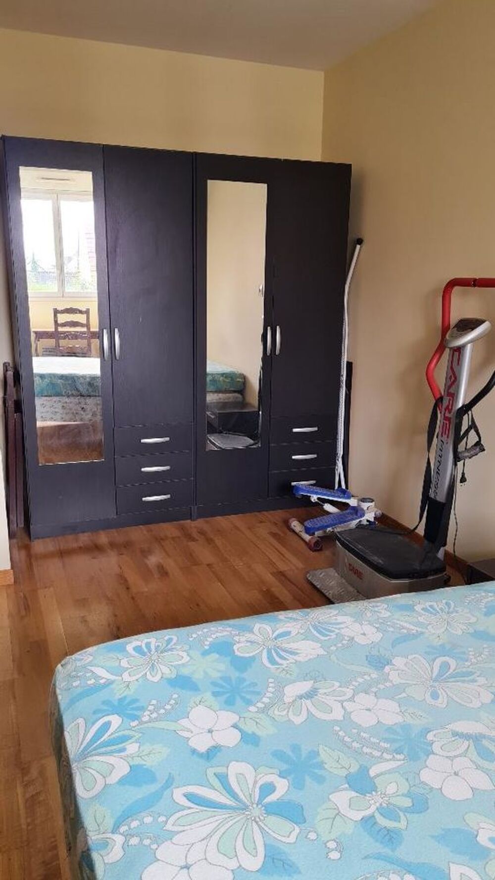 Location Chambre chambre meublée dans une maison Saint-germain-lès-arpajon