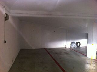  Parking / Garage à louer 15 m²