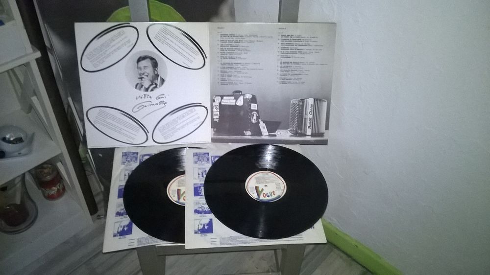 Vinyle Aimable
Le Tour Du Monde D'Aimable
1976 CD et vinyles