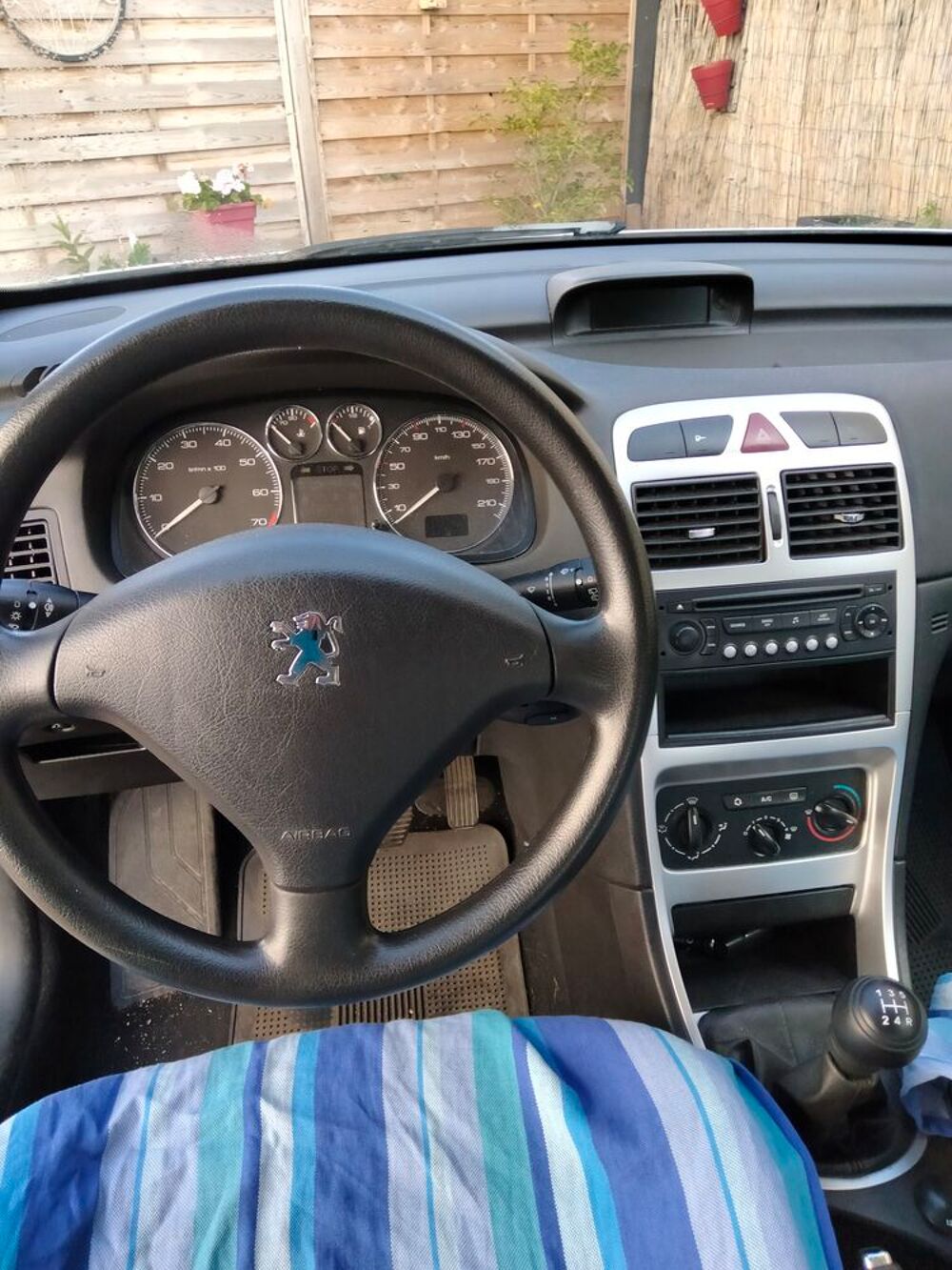 307 1.4e 16V Confort 2005 occasion 70100 Gray