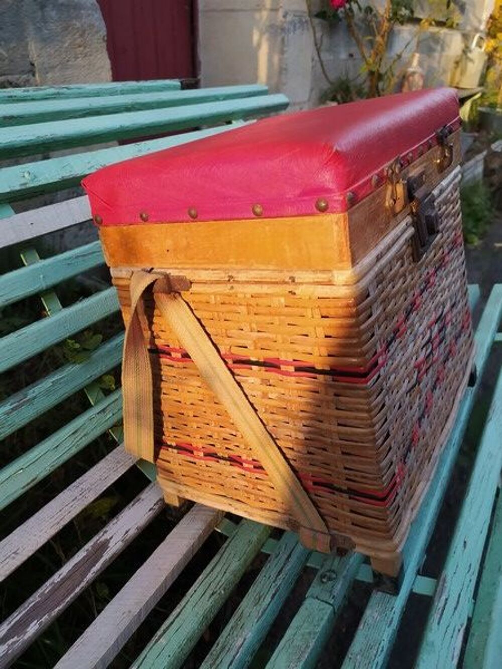 Ancien Si&egrave;ge Panier de P&ecirc;che Osier Rotin Vintage 