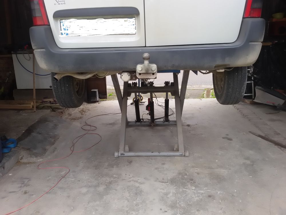 pont automobile ou l&egrave;ve voiture Bricolage