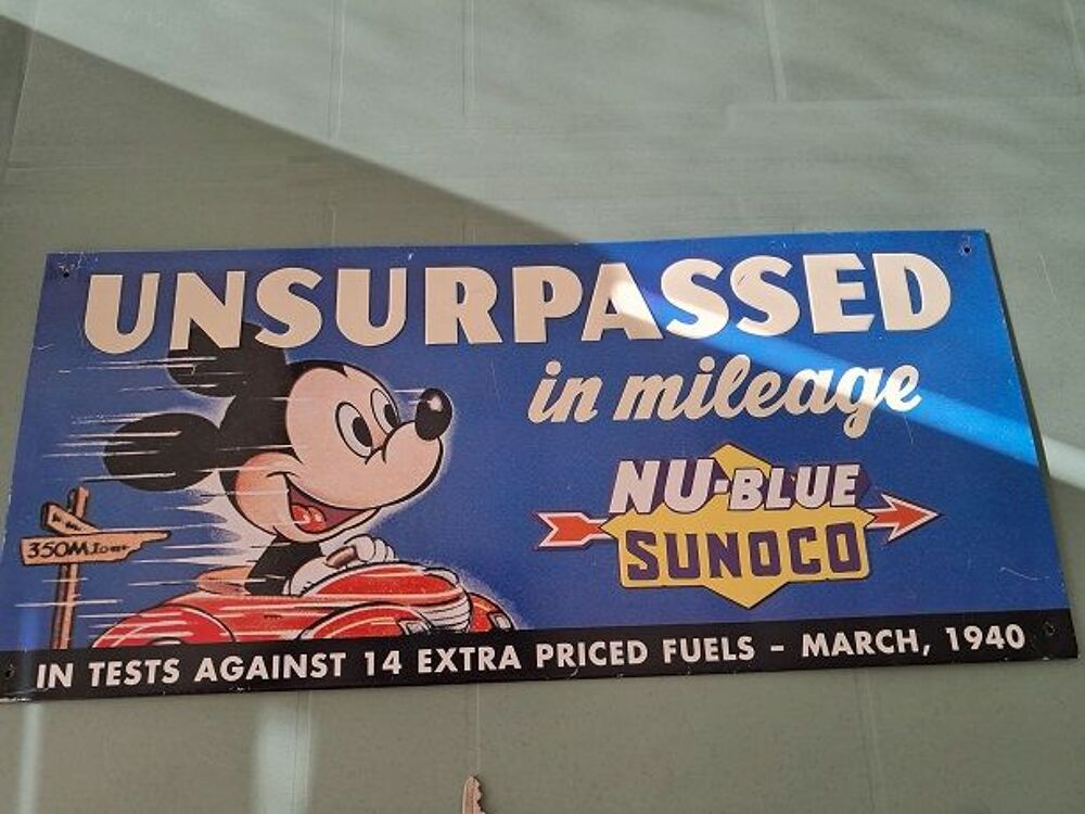 Plaque metal Mickey USA Vintage SUNOCO Disney collection 