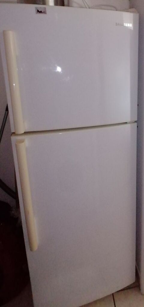REFRIGERATEUR / CONGELATEUR SAMSUNG 175 Trignac (44)