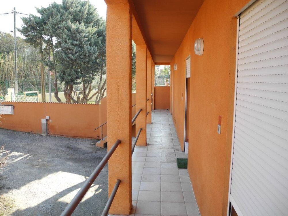 Location Appartement JOLI T1/2 meublé + parking, propriété sécurisée, 675 € ccc Istres