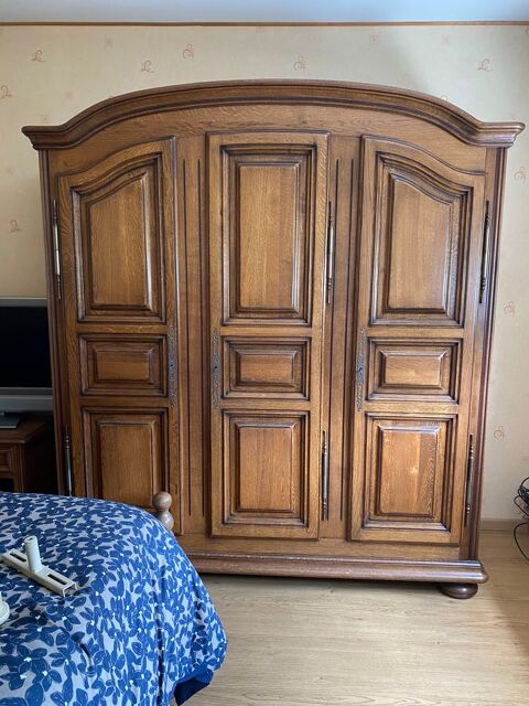 Armoire en chne massif 3 portes 300 Frouard (54)
