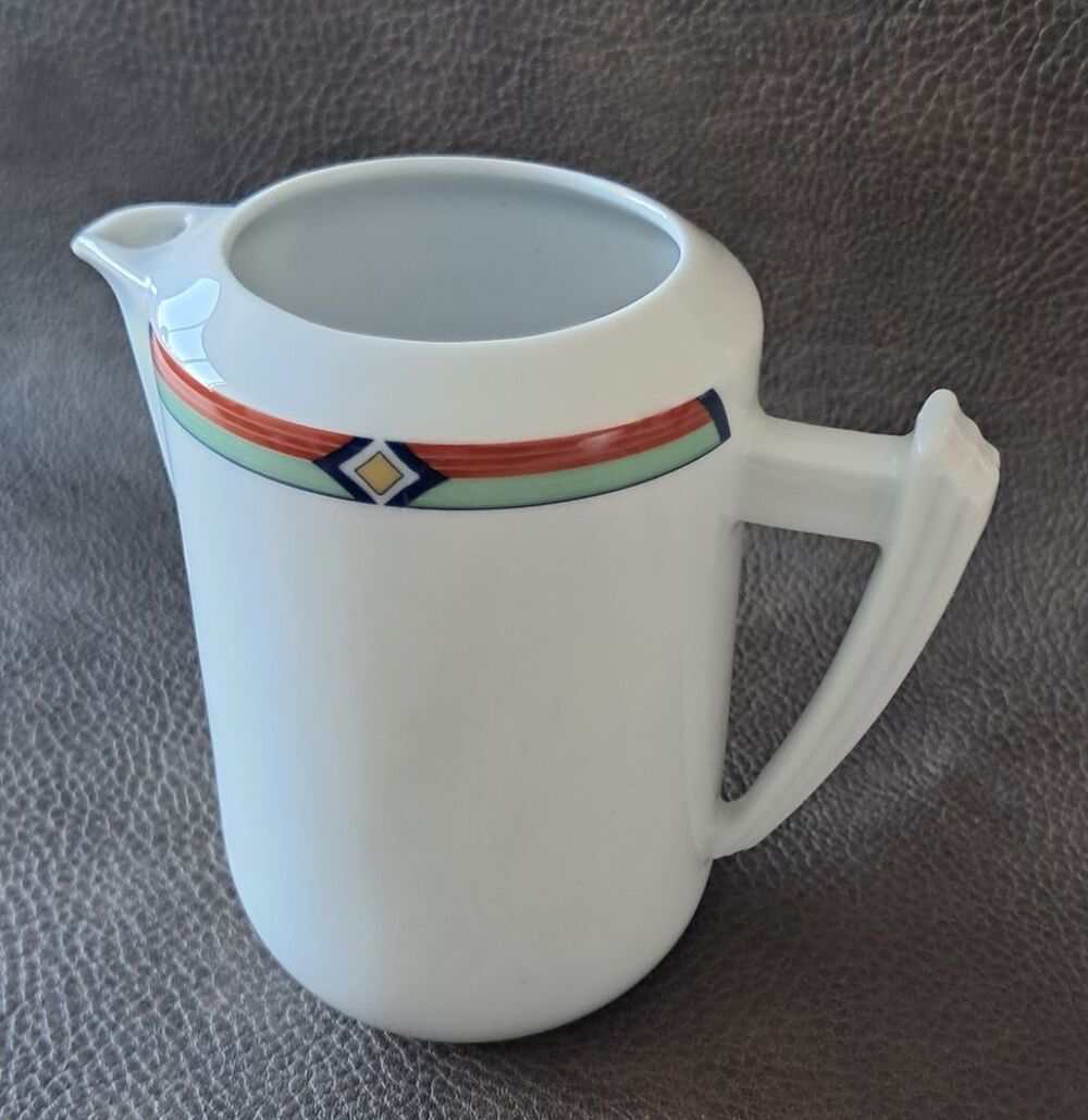 pot &agrave; lait en porcelaine Guy Degrenne style art d&eacute;co samovar Cuisine