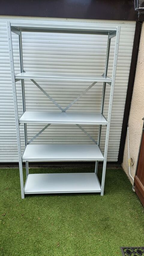 Rayonnage m�tallique blanc en tr�s bon �tat 120 Nantes (44)