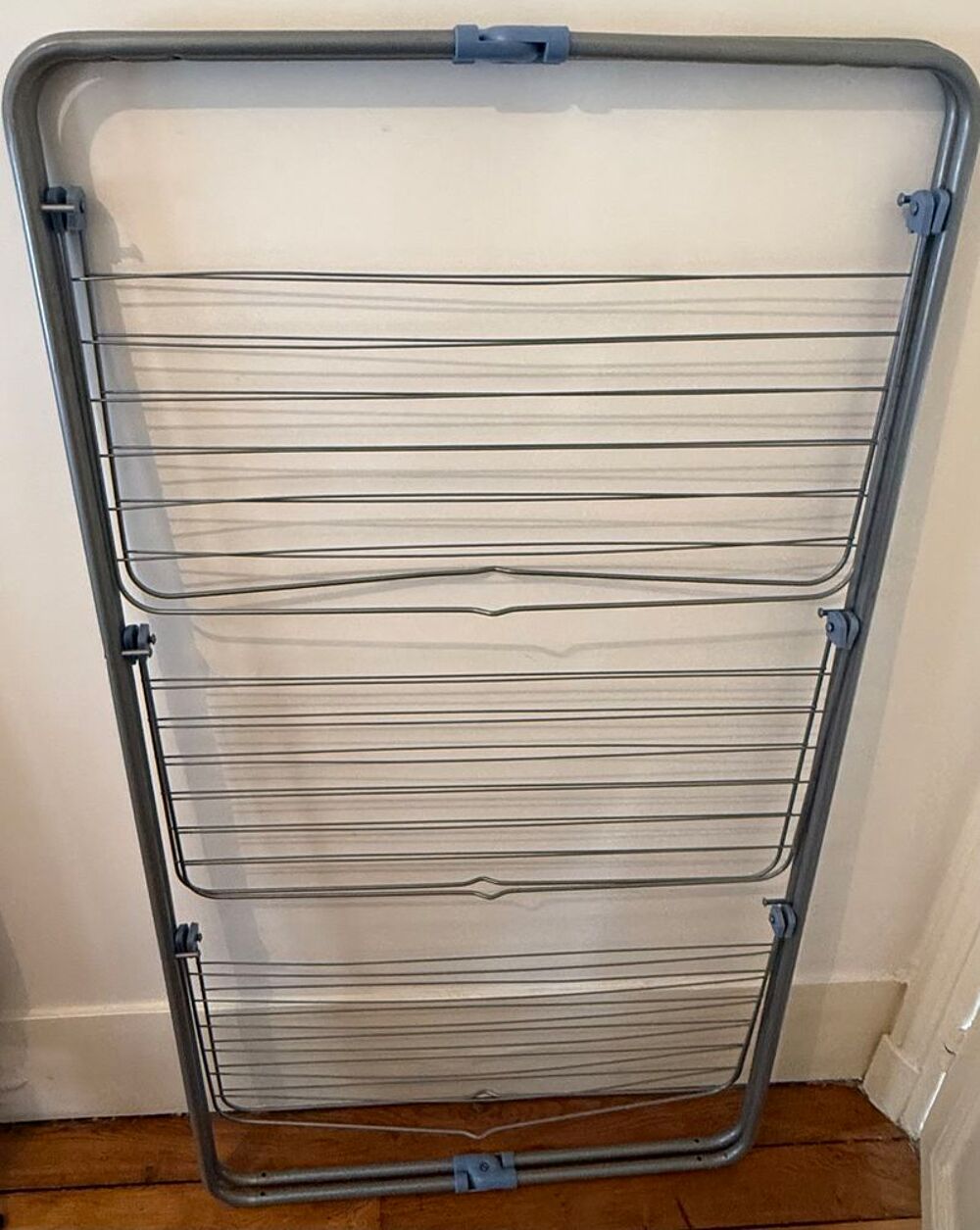 &Eacute;tendoir/s&eacute;choir &agrave; linge pliable Electroménager