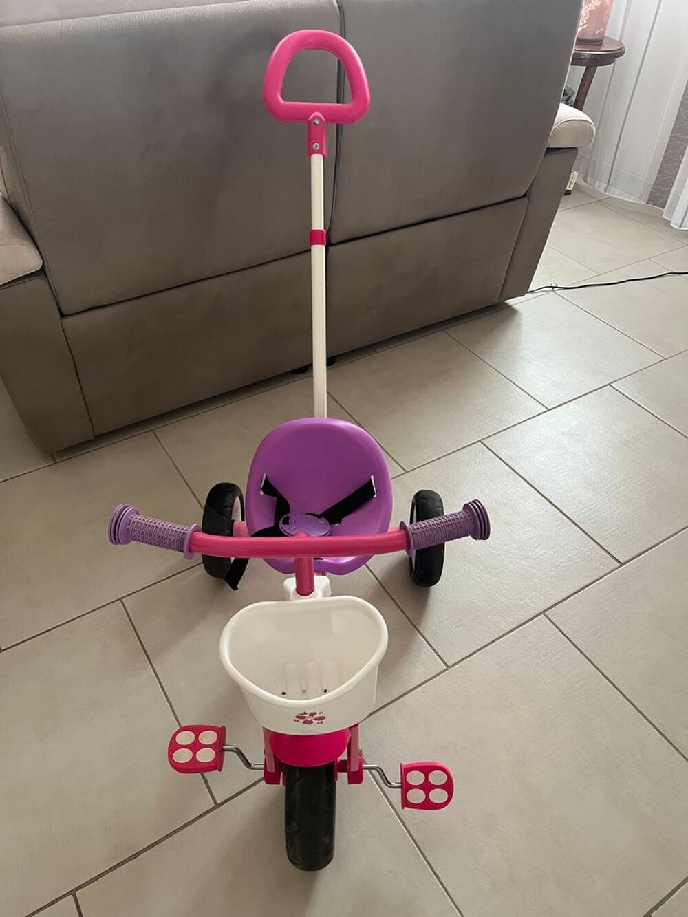 Tricycle chicco 2 en 1 Vélos