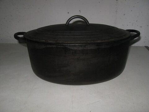 Cocotte fonte ovale Le Creuset  srie H 220 Chtenois (67)