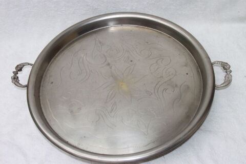 Plateau desserte sur pieds 8 Montigny-Lencoup (77)