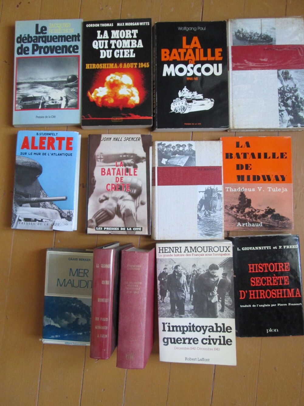 Lot de 16 livres anciens sur 2 guerres mondiales Livres et BD
