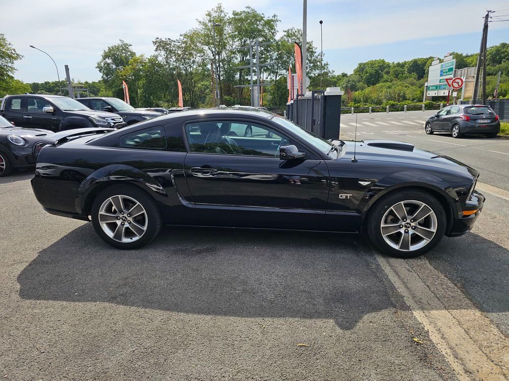 Mustang 4.6 V8 GT 305CH 2008 occasion 33560 Carbon-Blanc