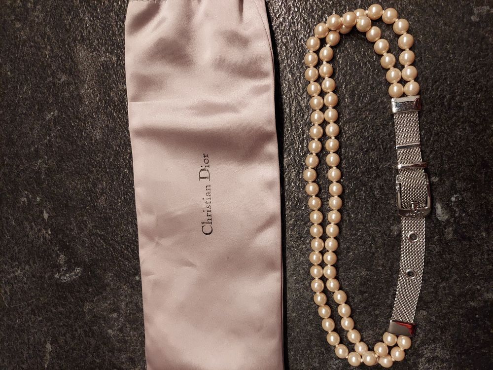 Collier Christian DIOR neuf. Bijoux et montres